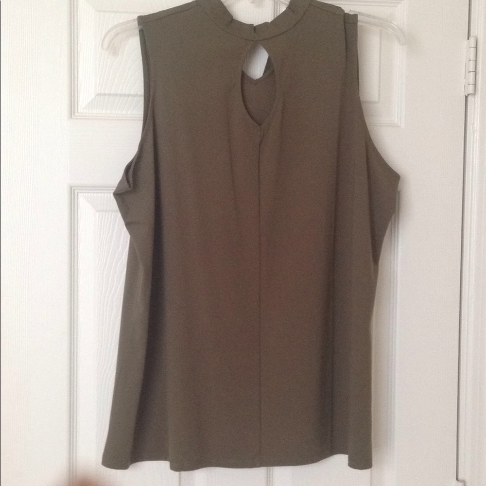 Sleeveless top
